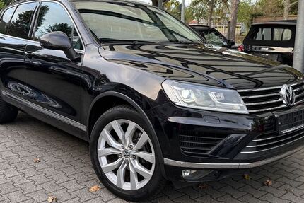 VW Touareg 187.000 km 22.499 € Krefeld 47799