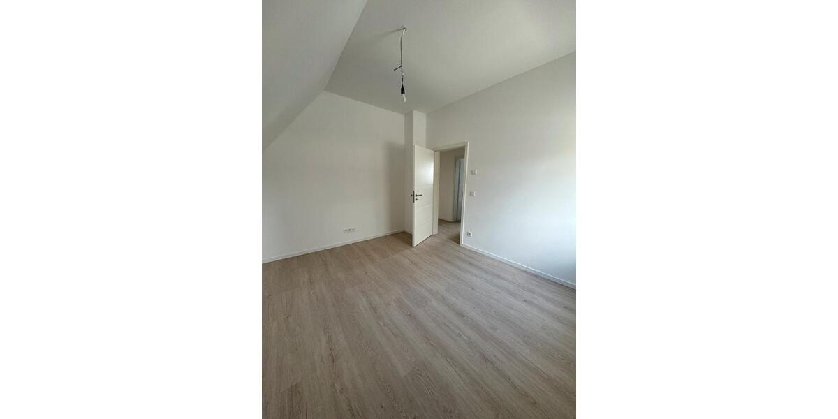 Etagenwohnung Hattingen Blankenstein - 3 Zimmer, 65 m&sup2;, 730&euro; | Angebot:25300902