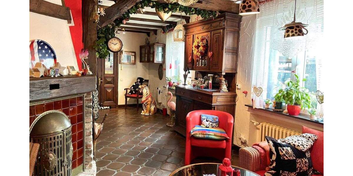 Einfamilienhaus Duisburg Beeck - 5 Zimmer, 126 m&sup2;, 295.000&euro; | Angebot:25302685