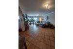 Reihenhaus Hünxe - 7 Zimmer, 250 m&sup2;, 2.200&euro; | Angebot:26295244