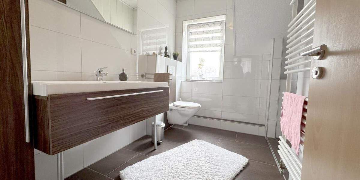 Einfamilienhaus Oberhausen Schwarze Heide - 7 Zimmer, 595.000&euro; | Angebot:25611510