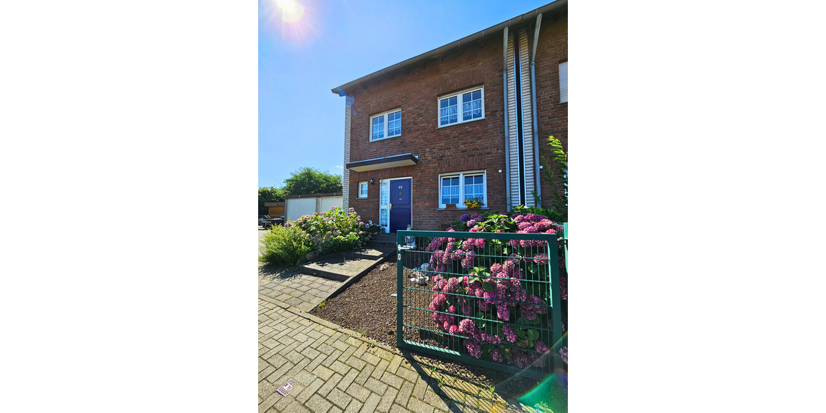 Haus zum Kaufen in Kamp-Lintfort 295.000 € 107.47 m² 5 zimmer