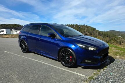 Ford Focus 196.500 km 9.000 &euro; Bochum 44867