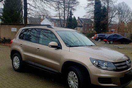 VW Tiguan 260.000 km 7.900 € Duisburg 47137