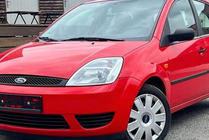 Ford Fiesta 29.501 km 4.500 &euro; Gelsenkirchen 45884