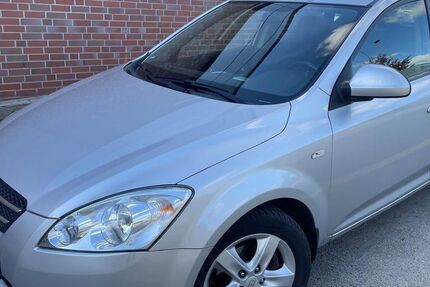 Kia ceed Sportswagon 131.615 km 3.350 € Herne 44629