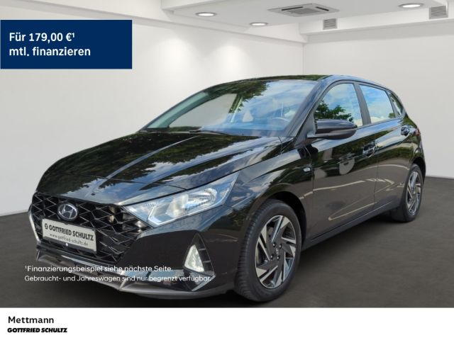 i20