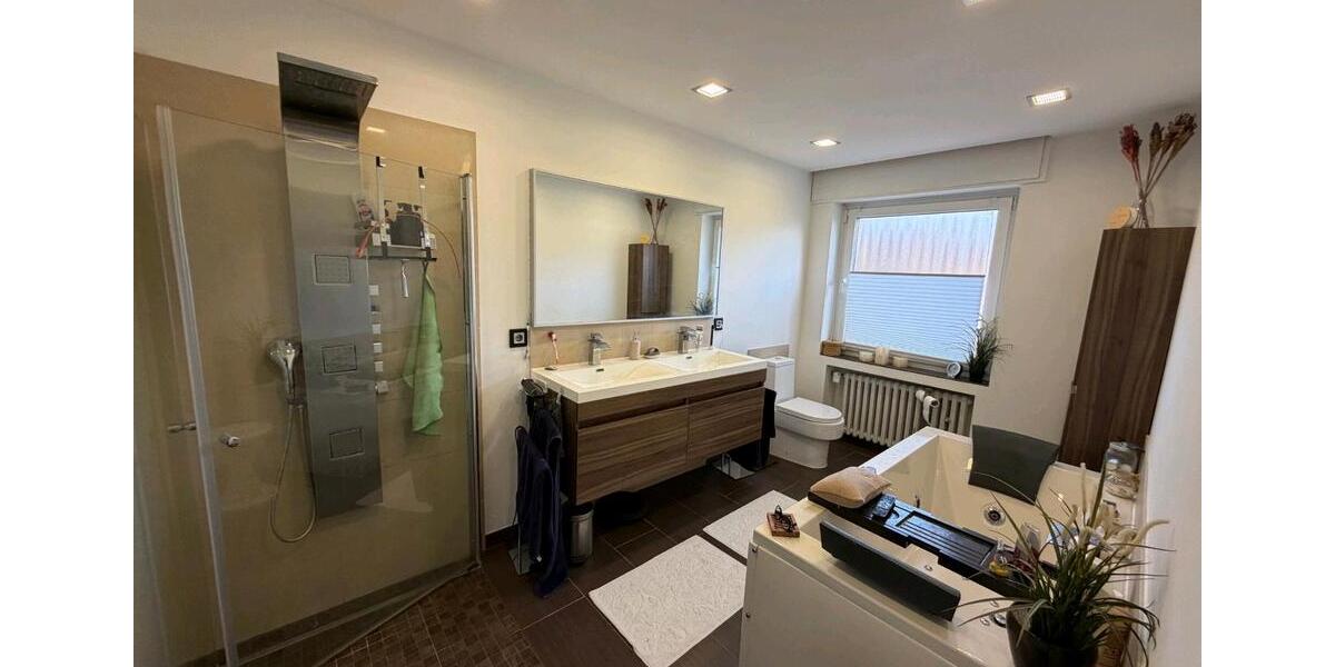 Bungalow Duisburg Rheinhausen - 5 Zimmer, 155 m&sup2;, 669.000&euro; | Angebot:24329339