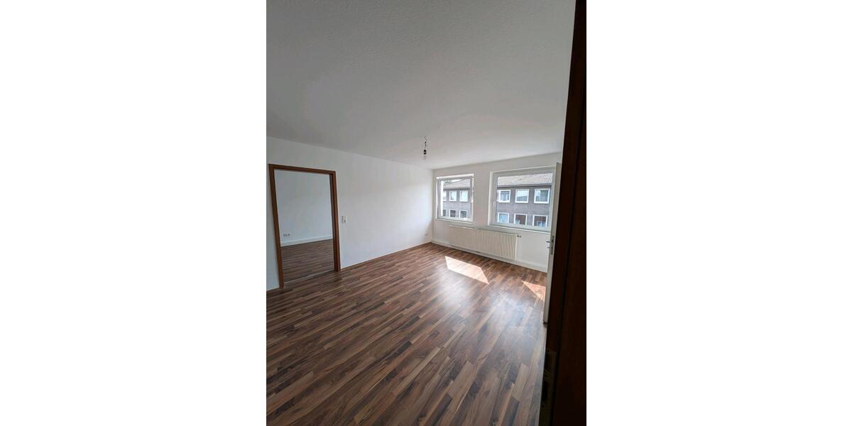 Etagenwohnung Essen Stadtbezirk III - 3 Zimmer, 65 m&sup2;, 777&euro; | Angebot:26248826