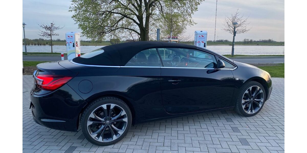 Opel Cascada 181.000 km 9.999 &euro; Wesel 46483