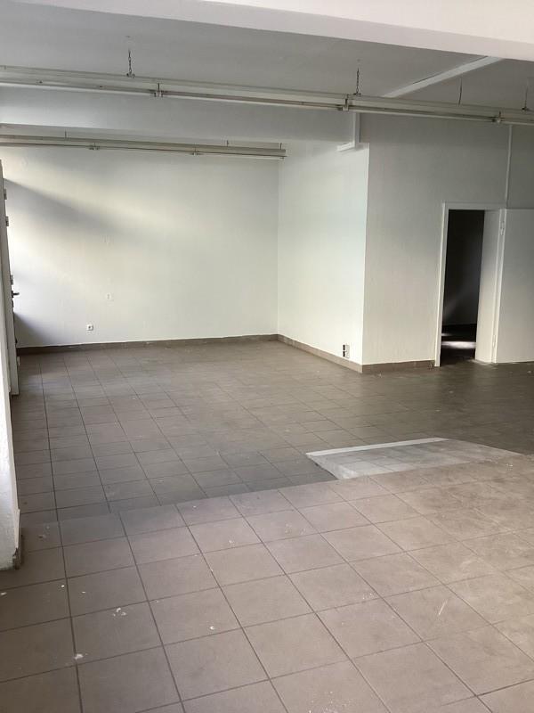 Viel Platz zum Verwirklichen: helles Ladenlokal in der Innenstadt (keine Gastronomie) zimmer