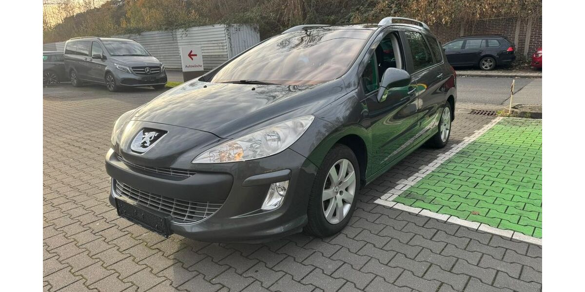 Peugeot 308 119.000 km 3.490 &euro; Bottrop 46238