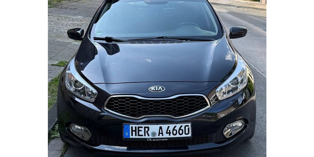 Kia ceed Sportswagon 122.000 km 8.200 &euro; Herne 44623