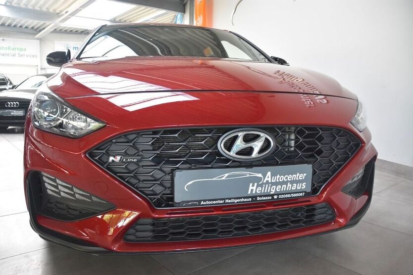 i30