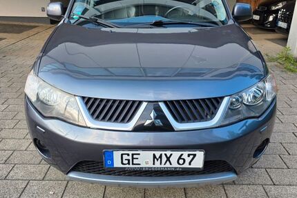 Mitsubishi Outlander 303.000 km 3.950 &euro; Gelsenkirchen 45899