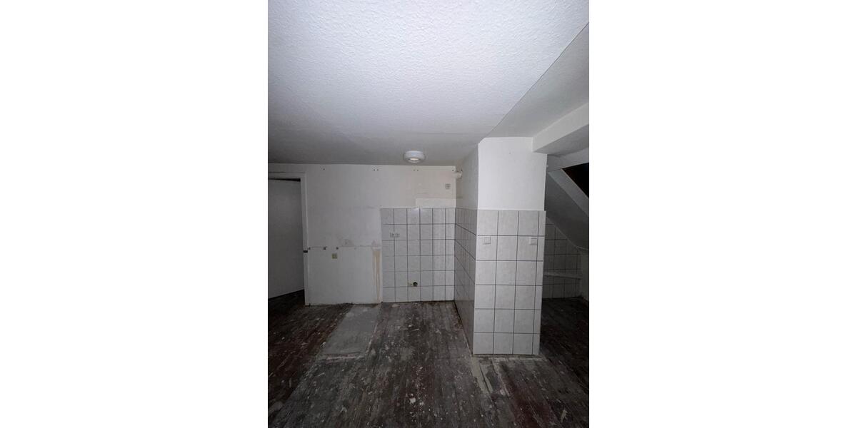 Dachgeschoßwohnung Gladbeck Brauck - 3.5 Zimmer, 85 m&sup2;, 650&euro; | Angebot:27549557