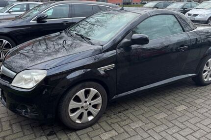 Opel Tigra 231.000 km 800 &euro; Duisburg 47169