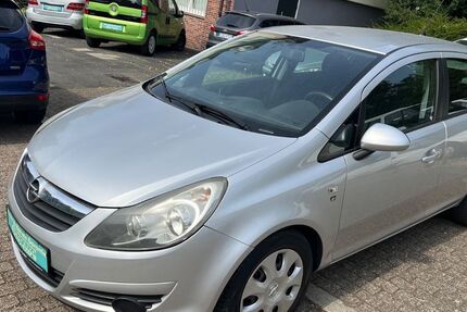 Opel Corsa 150.000 km 3.000 &euro; Essen 45147