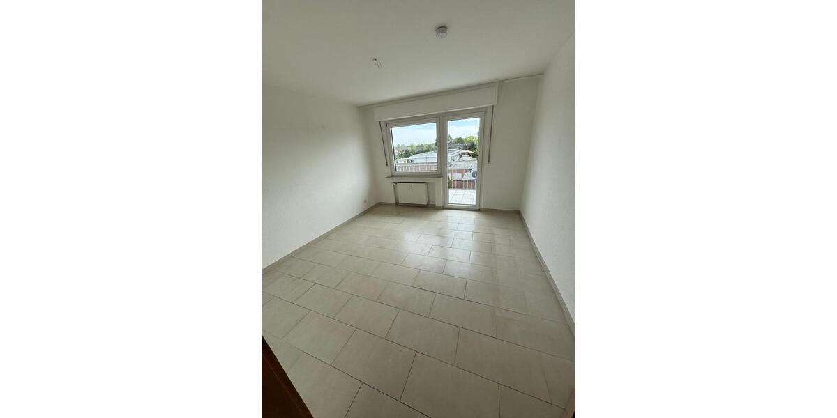 Etagenwohnung Duisburg Essenberg - 3 Zimmer, 79 m&sup2;, 552&euro; | Angebot:26349026