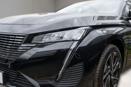 Peugeot 308 13.157 km 22.390 &euro; Gelsenkirchen 45881