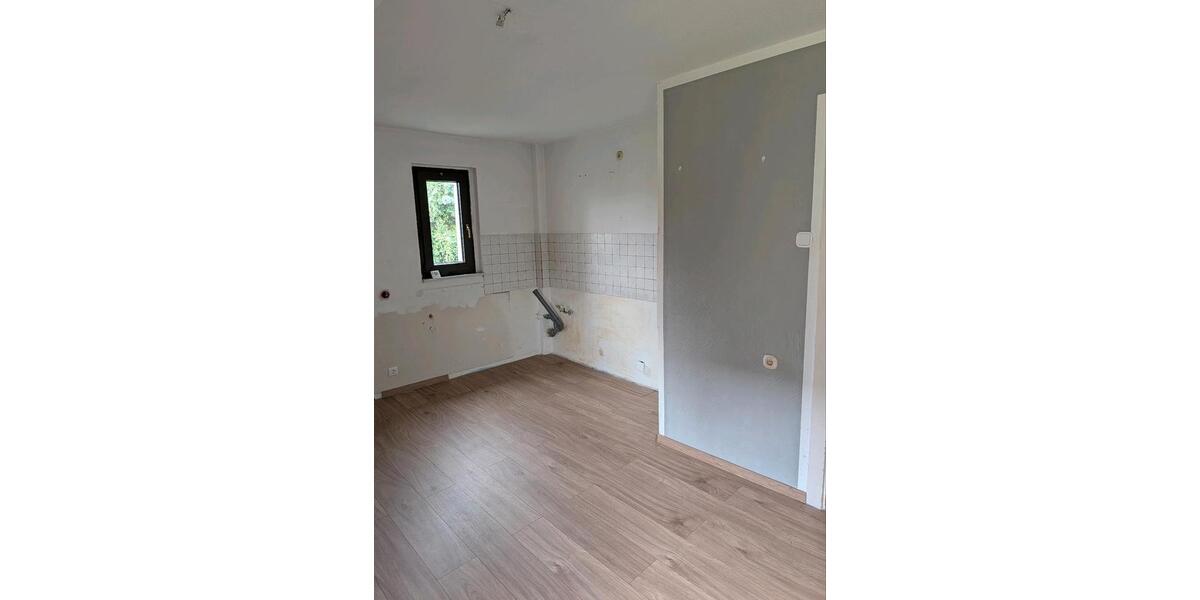 Dachgeschoßwohnung Bochum Eppendorf - 2 Zimmer, 55 m&sup2;, 535&euro; | Angebot:26045524