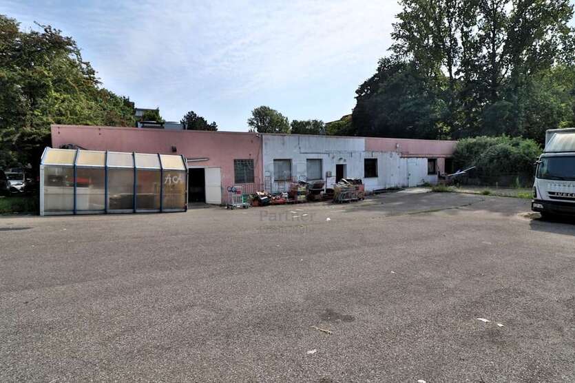 Grundstück in Essen 580.000 € 1670 m²