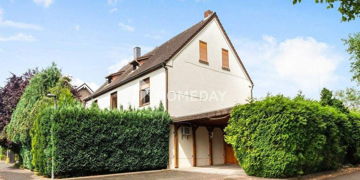 Großzügige 4-Zimmer-Etagenwohnung mit Potenzial - 102 m² Wohnfläche in ruhiger Lage 4 zimmer