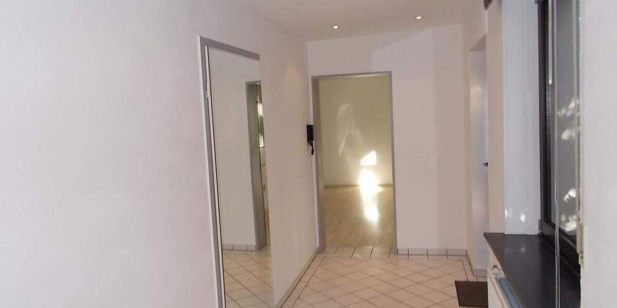 Etagenwohnung Essen Frillendorf - 2 Zimmer, 63 m&sup2;, 620&euro; | Angebot:25289062