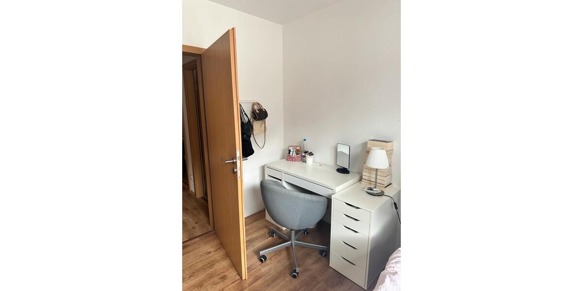 Doppelhaushälfte Gelsenkirchen Rotthausen - 5 Zimmer, 122 m&sup2;, 1.690&euro; | Angebot:25961566