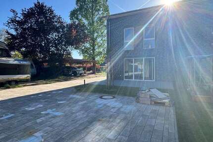Haus zum Mieten in Berlin 2.399 € 145 m²