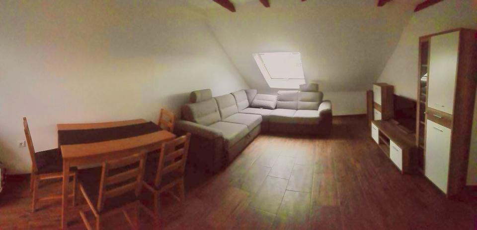 Zwei Dachgeschosswohnungen zum Preis von einer 4 zimmer