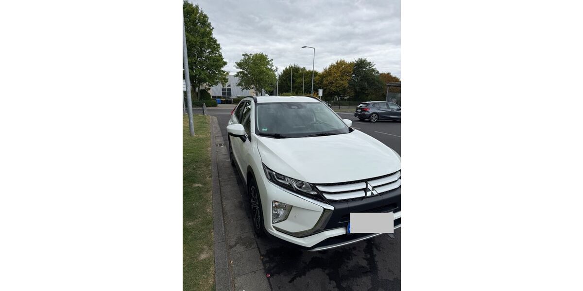 Mitsubishi Eclipse Cross 90.000 km 15.100 &euro; Ratingen 40882