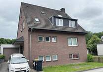 Freistehendes, modernisiertes Ein-Zweifamilienhaus in bester Lage mit tollem Garten und Garage