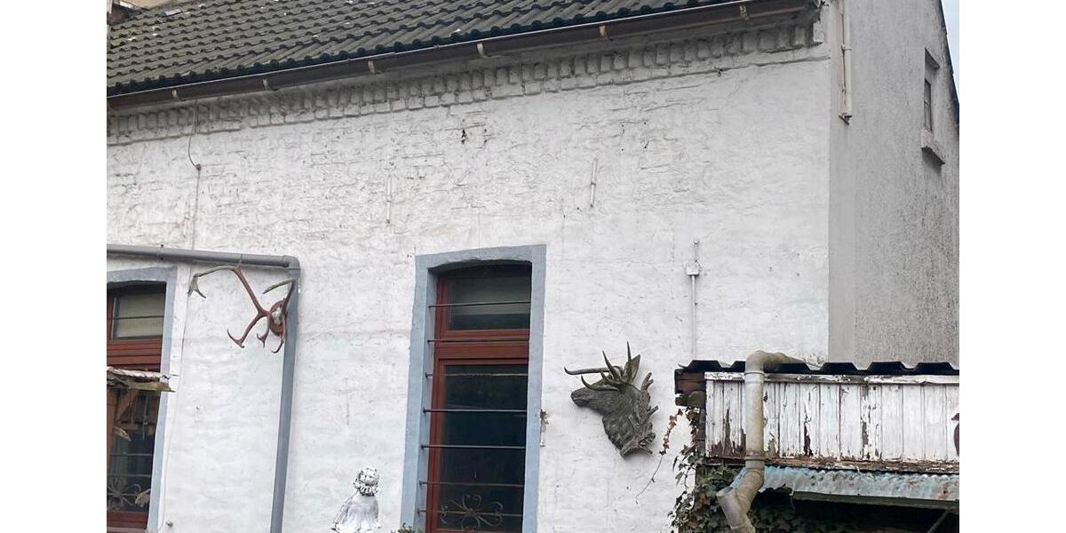 Einfamilienhaus Duisburg Hamborn - 6 Zimmer, 130 m&sup2;, 165.000&euro; | Angebot:27112091