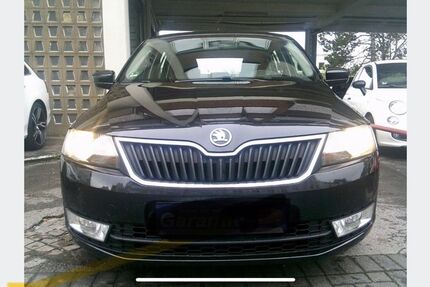 Skoda Rapid 267.000 km 5.400 &euro; Duisburg 47166