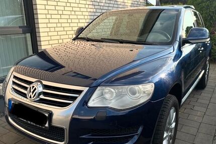 VW Touareg 301.800 km 5.100 &euro; Oberhausen 46049
