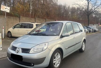 Renault Scenic 130.000 km 3.799 € Essen 45143