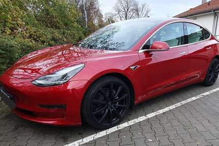 Tesla Model 3 65.500 km 23.299 &euro; Duisburg 47053