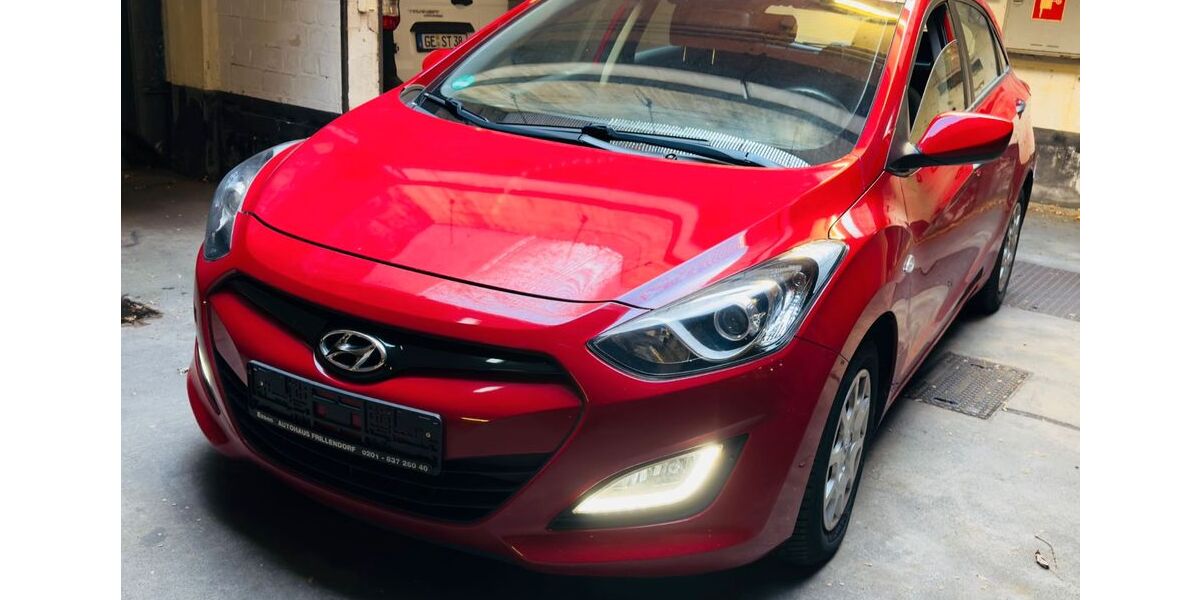 Hyundai i30 119.623 km 4.690 &euro; Essen 45134