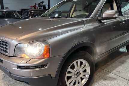 Volvo XC90 190.000 km 7.990 &euro; Duisburg 47059