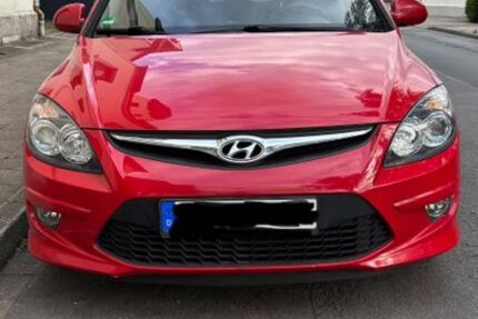 Hyundai i30 99.000 km 4.490 &euro; Bochum 44866