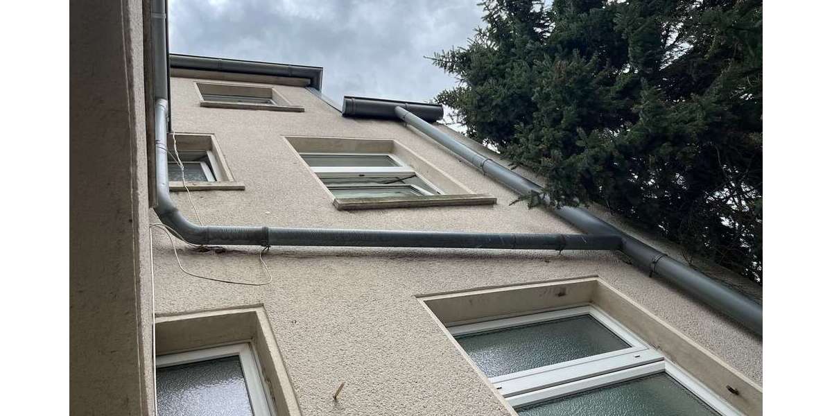 Lukratives Wohn-& Geschäftshaus mit 8 Whg, 3 Gewerben und 2 Keller Lagerflächen + Antenne in Bochum 43 zimmer