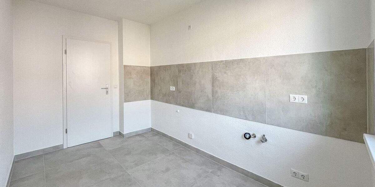 frisch renoviert - ruhige Lage - Balkon 3 zimmer