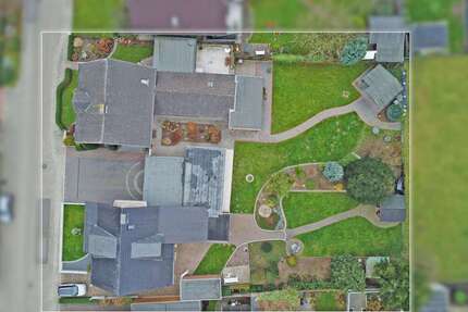 Haus zum Kaufen in Voerde Spellen 850.000 € 255.7 m² 7 zimmer