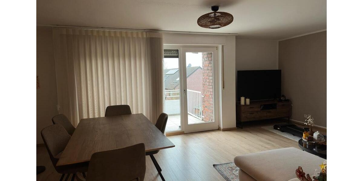 Etagenwohnung Duisburg Rheinhausen - 4 Zimmer, 102 m&sup2;, 305.000&euro; | Angebot:25170644