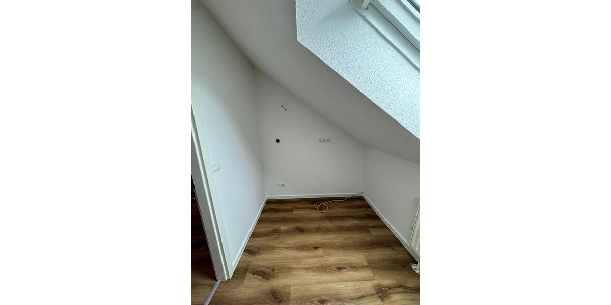 Dachgeschoßwohnung Recklinghausen Hillerheide - 3 Zimmer, 73 m&sup2;, 700&euro; | Angebot:25320628