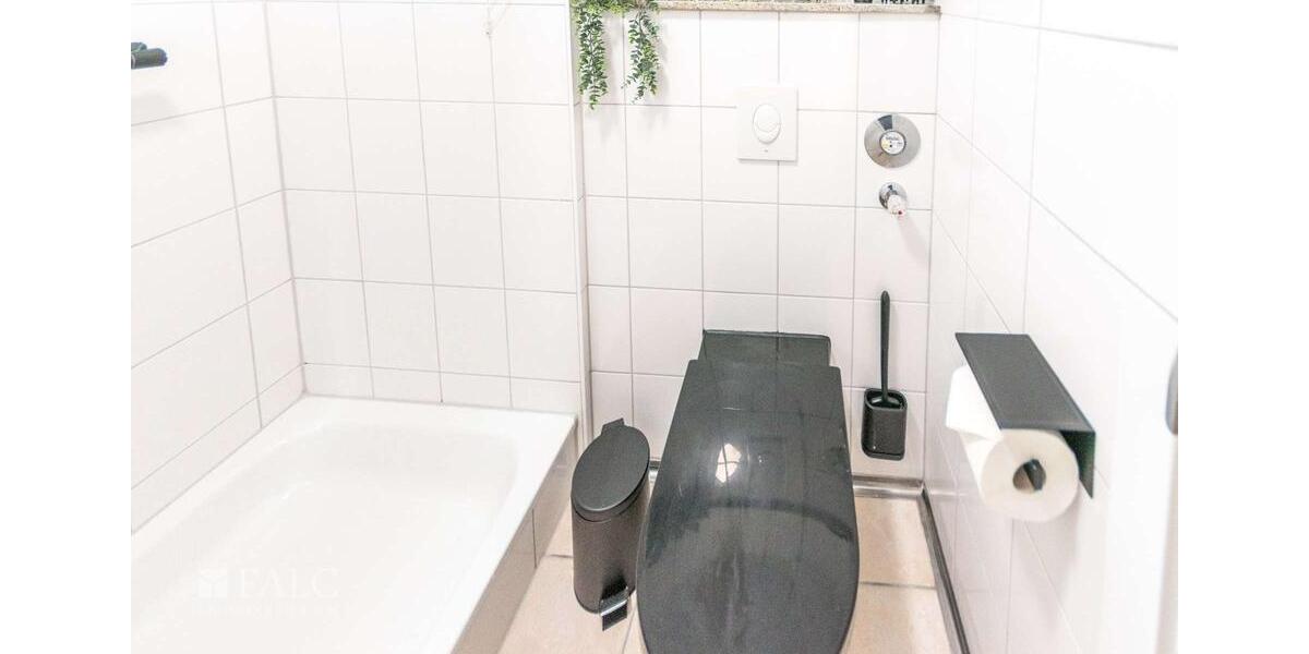 Etagenwohnung Essen Stadtkern - 1 Zimmer, 35 m&sup2;, 950&euro; | Angebot:24493583