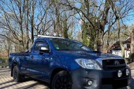 Toyota Hilux 191.769 km 16.500 &euro; Hattingen 45529
