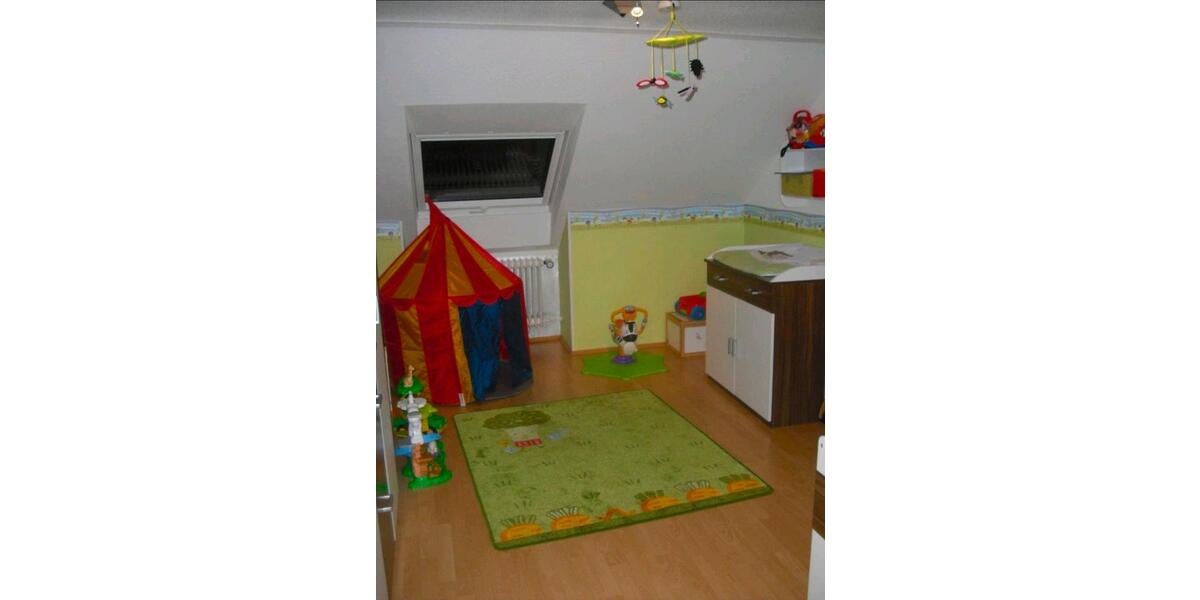 Dachgeschoßwohnung Oberhausen Alstaden - 3.5 Zimmer, 68 m&sup2;, 157.500&euro; | Angebot:25810230