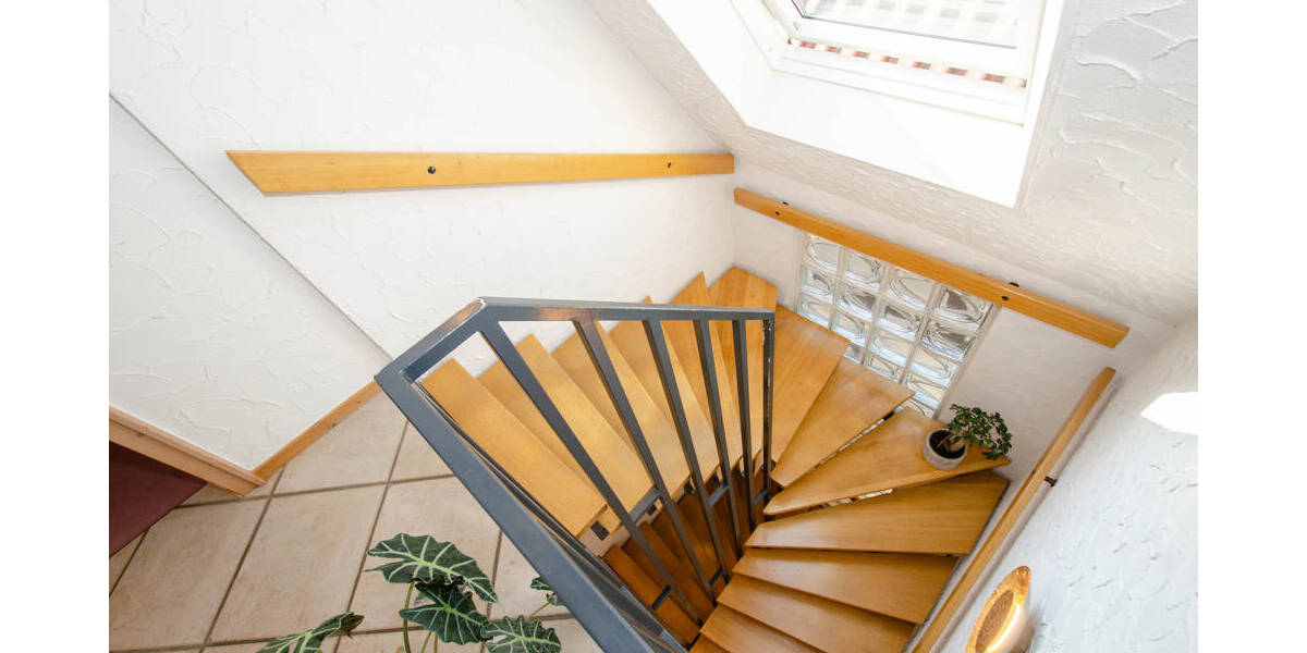 Einfamilienhaus Hattingen - 6 Zimmer, 173 m&sup2;, 528.000&euro; | Angebot:25743248